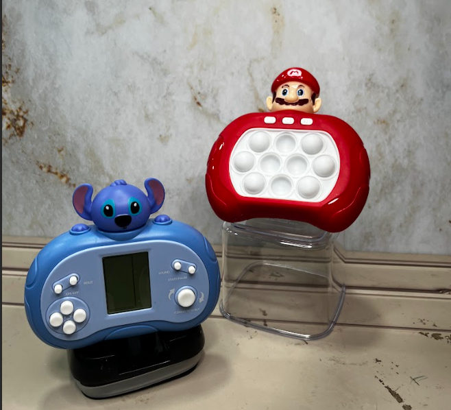 Dúo Gamer ( Popit + Consola Retro)